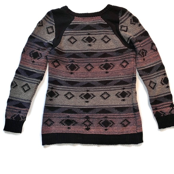 Multicolor Aztec Inspired Pattern Sweater - Picture 6 of 8